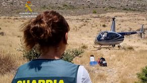 La Guardia Civil de España incautó tres helicópteros.
