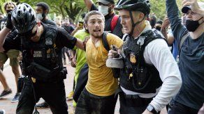 Trump: perros feroces atacarían a manifestantes