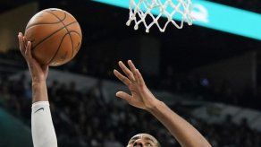 Aldridge anota 41 y los Spurs no le dan respiro a Memphis