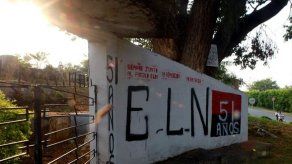 Gobierno pide al ELN un cese unilateral del fuego en navidad y año nuevo
