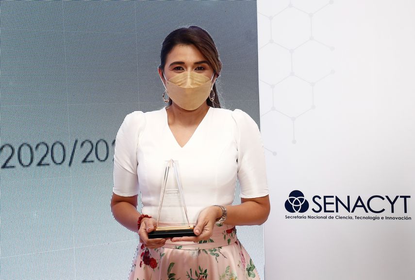 La doctora Dafni Yeniveth Mora Guerra