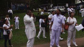 Autoridades solicitan a iglesia intervenir en conflicto con médicos