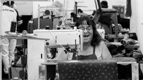 El taller colombiano donde las mujeres confeccionan su futuro