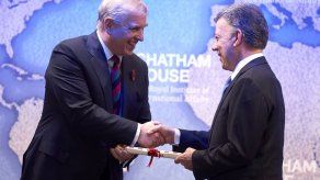 Chatham House premia a Santos por su excepcional diplomacia para la paz