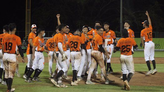 Panamá Oeste y Los Santos a semifinales del Béisbol Juvenil 2021