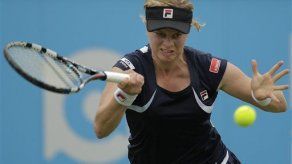 Clijsters avanza a los cuartos de final en Den Bosch