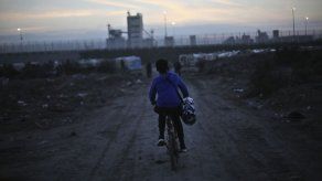 Ultimo servicio religioso en campo de migrantes en Francia