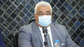 El diputado proponente de la iniciativa, Víctor Castillo.