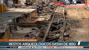 Encuentran restos arqueológicos de rieles en Santa Ana