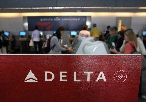 Hallan agujas en emparedados servidos en vuelos de Delta