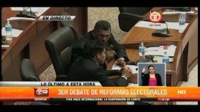 Fanovich lamenta tácticas dilatorias de las bancadas de oposición