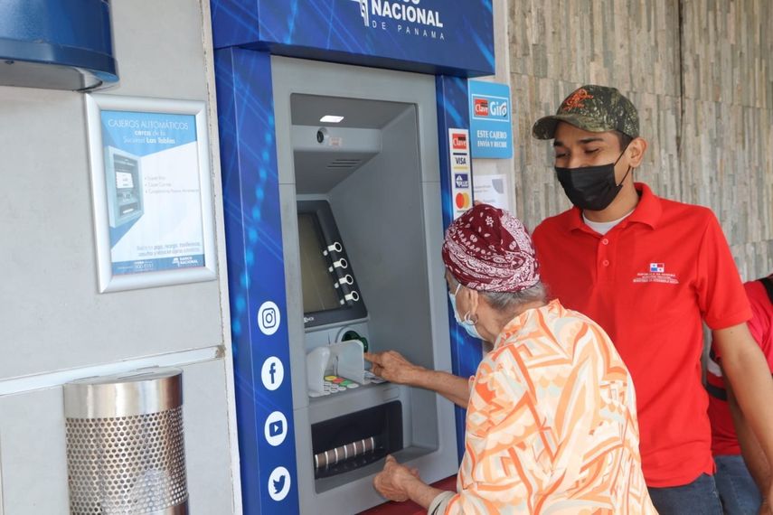 Los beneficiarios de este Programa de Transferencia Monetaria condicionada cobrarán en los cajeros automáticos.