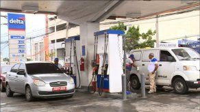 Ministro de Salud retira propuesta de proyecto sobre impuesto al combustible Ministro de Salud retira propuesta de proyecto sobre impuesto al combustible