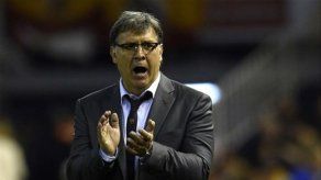 Martino se aferra a la ilusión para que el Barça persiga el título