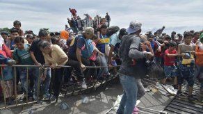 Aumentan a 953 repatriados por Guatemala a Honduras en plan retorno seguro