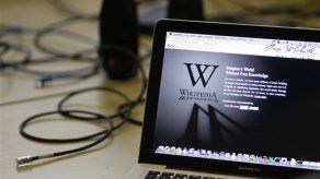 Wikipedia acusa a servicios franceses de amenaza para suprimir artículos
