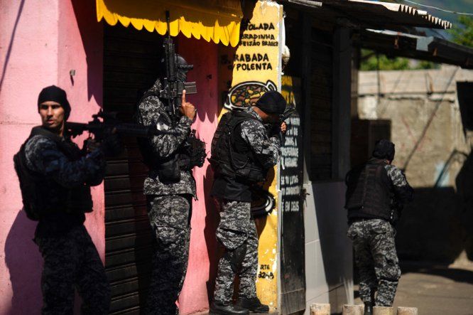 La operación en Brasil se desencadenó en el marco de una investigación sobre una banda que reclutaba niños y adolescentes para el tráfico de drogas