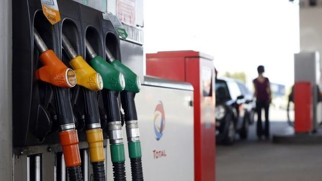Precio de la Gasolina registrará leve baja, diésel subirá un centavo por litro desde el viernes