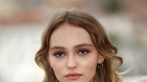Lily-Rose Depp maneja personalmente sus redes sociales