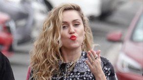 Miley Cyrus regresa a la acción con She Is Coming