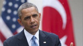 Obama pide a republicanos terminar con amenazas y aprobar presupuesto