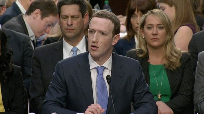 Facebook trabaja con fiscal especial en investigación sobre injerencia rusa