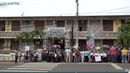Padres protestan en escuela de Guararé por riesgo estructural. Padres protestan en escuela de Guararé por riesgo estructural.