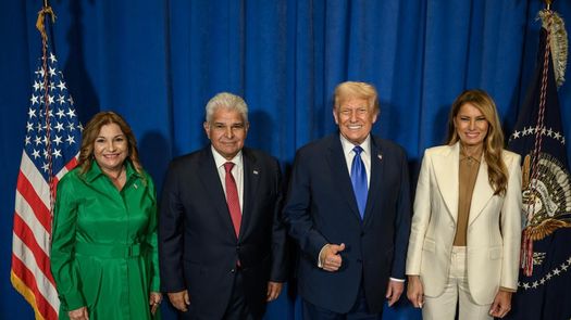 Donald Trump felicita a Panamá por los 122 años de su separación Donald Trump felicita a Panamá por los 122 años de su separación