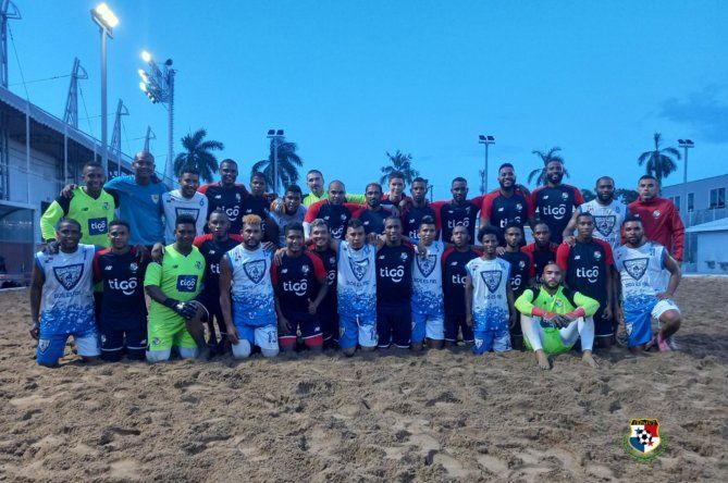 La selección de Panamá de Fútbol Playa se prepara para el Premundial de Costa Rica.