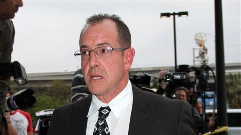 Michael Lohan propone el uso de un potente químico para tratar las adicciones