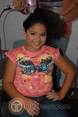 En el camerino de la 2da cantadera
