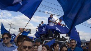 Presidente de Honduras aventaja ligeramente a opositor