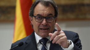 Expresidente catalán será juzgado en febrero por organizar voto independentista
