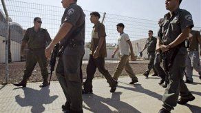 Israel libera a 5 prisioneros