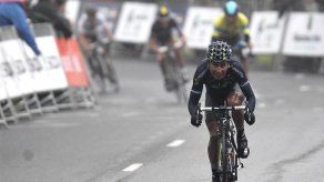 Nairo Quintana gana la 16ª etapa del Giro y se coloca líder