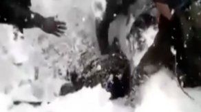 Rescatan a soldado indio 6 días después de alud en Cachemira