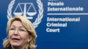 Exfiscal venezolana pide a la CPI investigar a Maduro