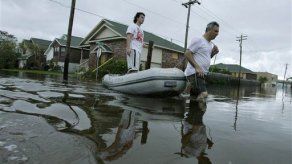 Remanentes de Ike provocan muerte de 13 en Medio Oeste