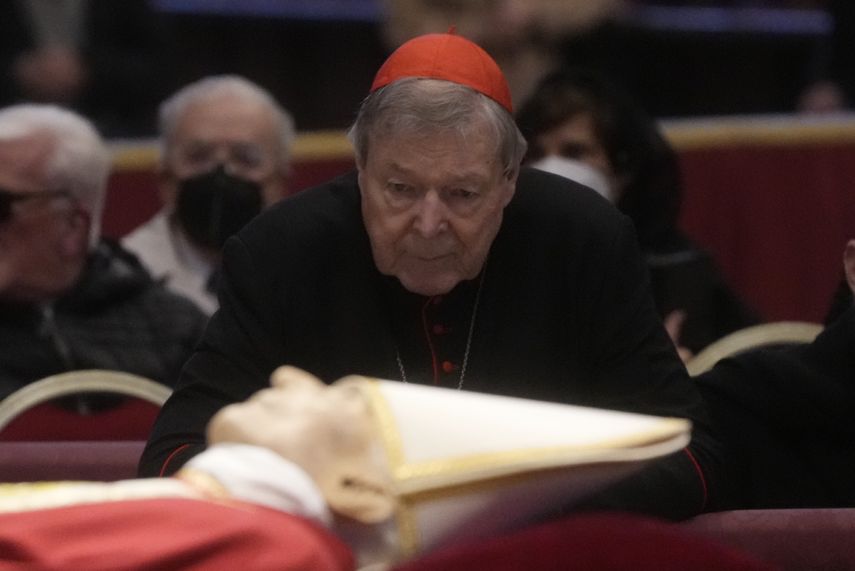 Como es costumbre cuando fallece un cardenal