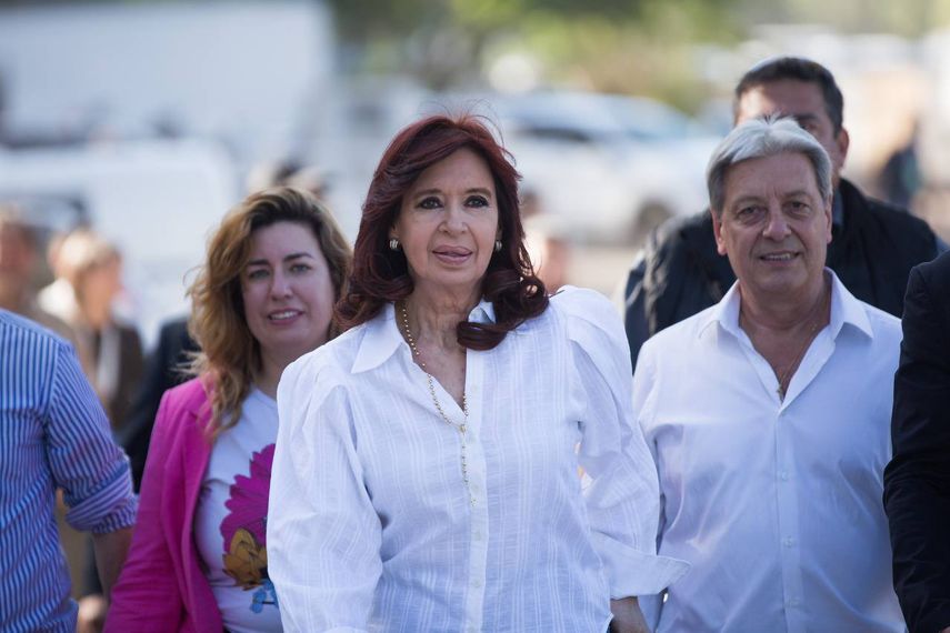 vicepresidenta argentina cristina kirchner condenada a seis años de