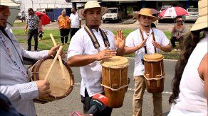 Las calles de Juan Díaz se vistieron de folklore en honor a la patria