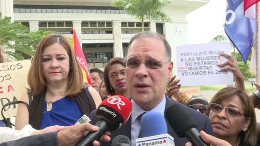 González recomienda que Constituyente surja del Órgano Legislativo