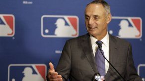 MLB contempla elevar la zona de strike