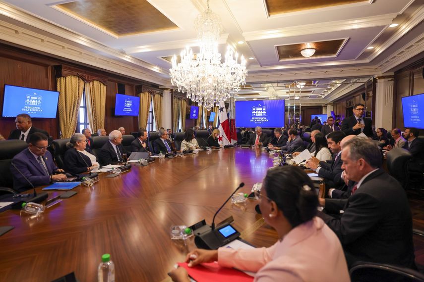 Consejo de Gabinete del Mulino anuncia la creación de la Secretaría Nacional del Tren Panamá-David.