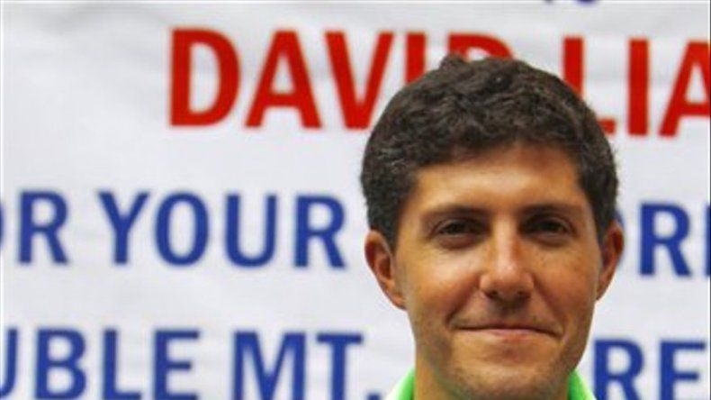 Alpinista mexicano impone récord en el Everest