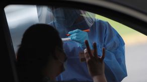 En las últimas horas se aplicaron 7,350 pruebas COVID-19 en Panamá.