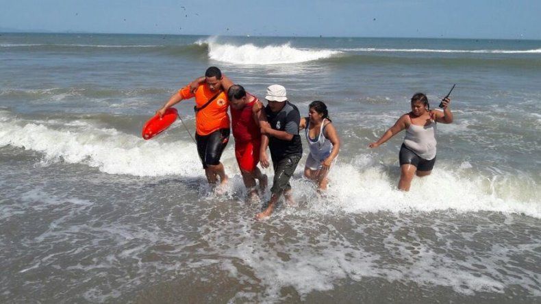 Sinaproc coloca bandera amarilla en todas las playas del país