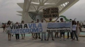 Activistas protestan contra Juegos Olímpicos en Rio