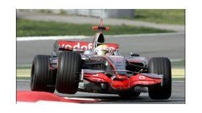 Mosley y F1 buscan reducir costos