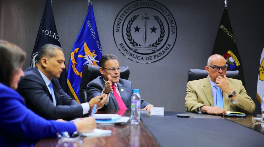 Ministro de Seguridad Pública